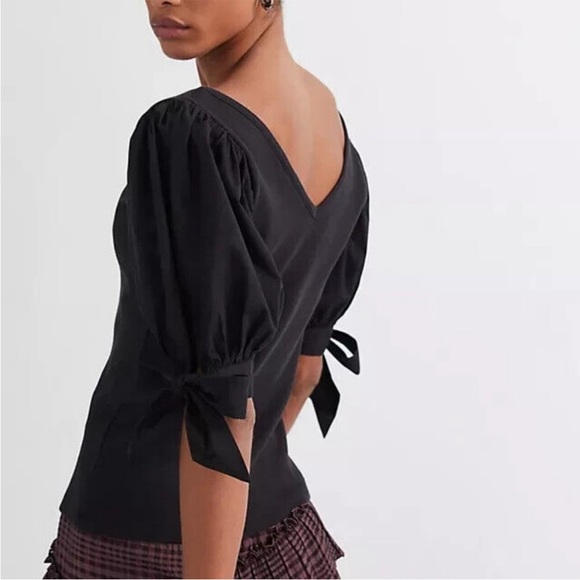 Anthropologie Maeve Puff Short Sleeved V Neck Ribbed Knit Black Top XS - Picture 4 of 7